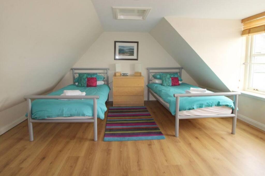 Castle View Stornoway Apartment Сторноуей Екстериор снимка