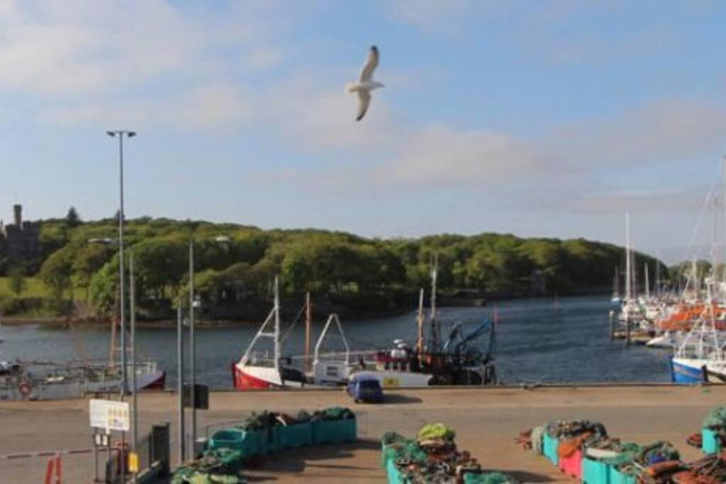 Castle View Stornoway Apartment Сторноуей Екстериор снимка